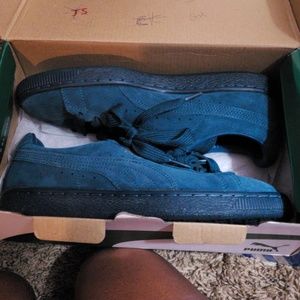 Puma Suede Gymshoes